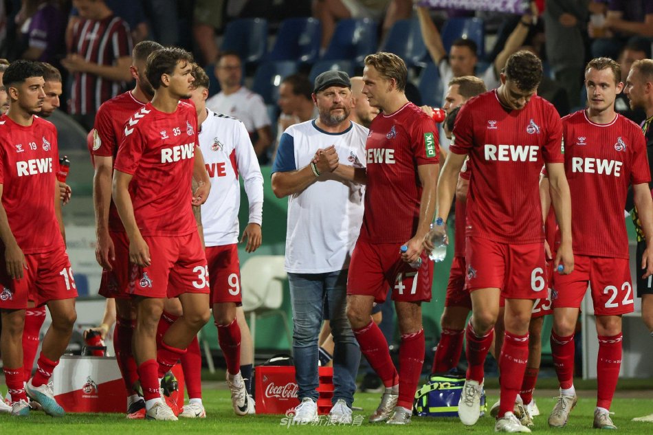 相提并论的 相提并论的