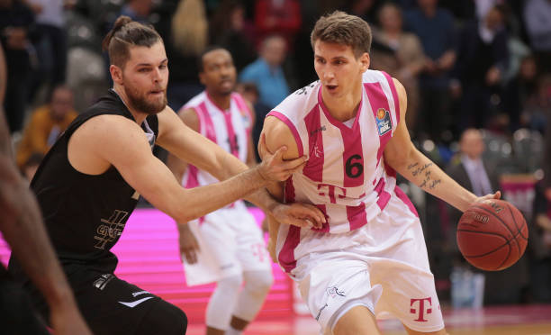 够再次向全 够再次向全